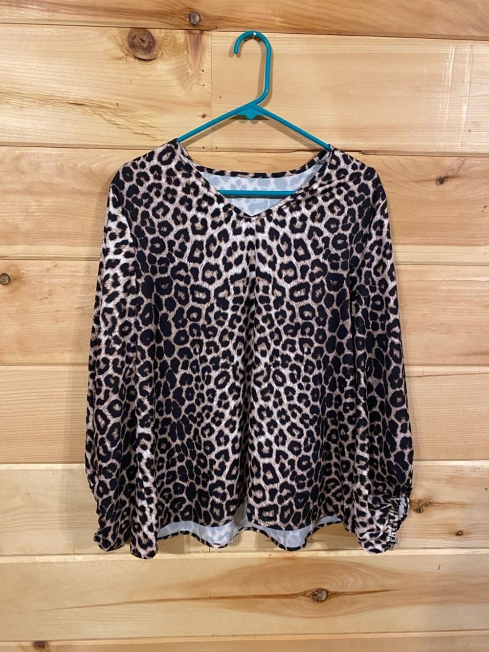 $10-lg. SHEIN Leopard Print Long Sleeve Blouse - Tan & Black